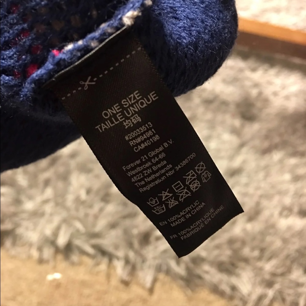 Forever 21 Beanie - Picture 3 of 4